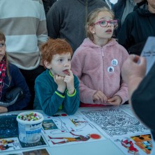 Výklad o staroegyptském kalendáři zaujal malé i velké. Foto: Milan Šustr