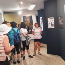 Návštěvníci na výstavě Kouzlo objevování. Foto: Kateřina Omesová