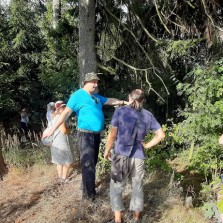 Diskuse na hrázi zaniklého Jamského rybníka. Foto: Jiří Spurný