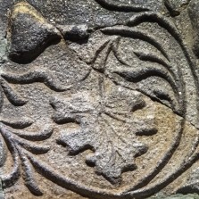 Detail kachle nalezené v Zámku Žďáře. Foto: Milan Šustr