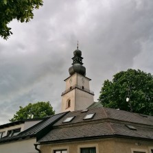 Věž kostela sv. Prokopa je vysoká 53 metrů. Foto: Kamila Dvořáková