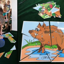 Skládačka prasat děti baví. Foto: Kamila Dvořáková