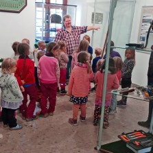 Vyprávění o lovu černé zvěře v průběhu staletí. Foto: Simona Dajčová