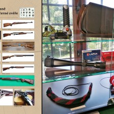 Moderní lovecké zbraně a další vybavení. Foto: Kamila Dvořáková