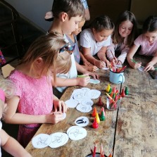 Malujeme. Foto: Kamila Dvořáková