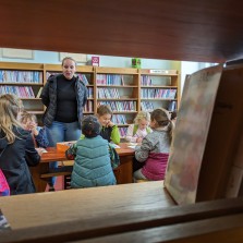 Kroužek KULTURNÍ LABORATOŘ je organizován ve spolupráci s  Knihovnou Matěje Josefa Sychry. Foto: Archiv RM
