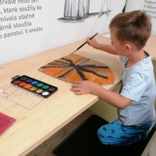 Tvorba děti těší. Foto: Kamila Dvořáková