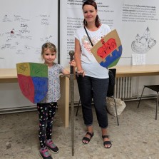 Erb si vyrobili i někteří rodiče. Foto: Lenka Nováková