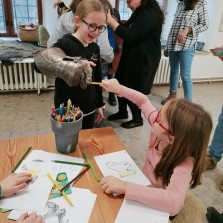 Tvoříme i bojujeme. Foto: Kamila Dvořáková