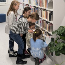 Bádání nad další důležitou osobností. Foto: Martina Schutová