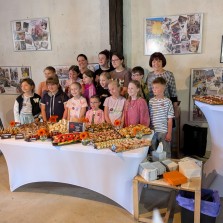 Úžasné občerstvení na vernisáži připravil MasterChef Junior. Foto: Milan Šustr