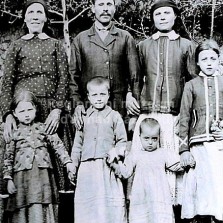 Polská rodina (Naberežné 1916). Foto: Antonín Kurka