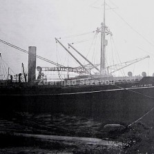 Vladivostok - loď Karachi Maru (říjen 1919). Foto: Antonín Kurka