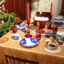 Prostřená štědrovečerní tabule. Foto: Kamila Dvořáková