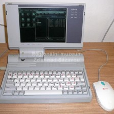 Notebook z roku 1994. Foto: Kamila Dvořáková