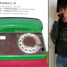 Funkční telefony s rotačním číselníkem. Foto: Kamila Dvořáková