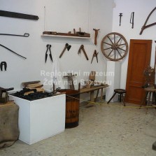 V dílně. Foto: Kamila Dvořáková