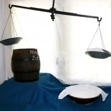 Svobodný sklad soli a cejchované váhy. Foto: Kamila Dvořáková