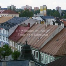 Stará a nová výstavba. Foto: Kamila Dvořáková