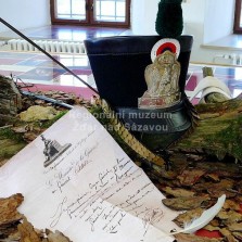 Čáko a kopie dopisu maršála Berthiera. Foto: Kamila Dvořáková