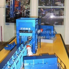 Model rovnací linky na tyčovou ocel s rovnačkou XRX. Foto: Kamila Dvořáková