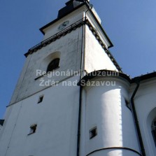 Pod věží. Foto: Kamila Dvořáková