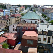 Pohled na náměstí s radnicí. Foto: Kamila Dvořáková