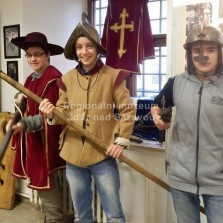 Pěšáci a jezdec. Foto: Kateřina Omesová