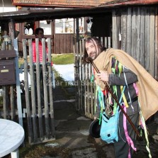 Průvod maškar vede Žid. Foto: Antonín Zeman