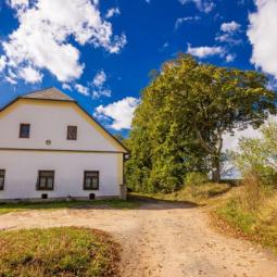 Nové stezky oživí příběhy cisterciáků: přijďte 26. srpna a 5. září objevovat žďárskou klášterní krajinu